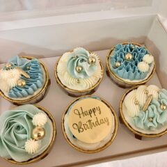 お好きな色でデコレーション　カップケーキ6個